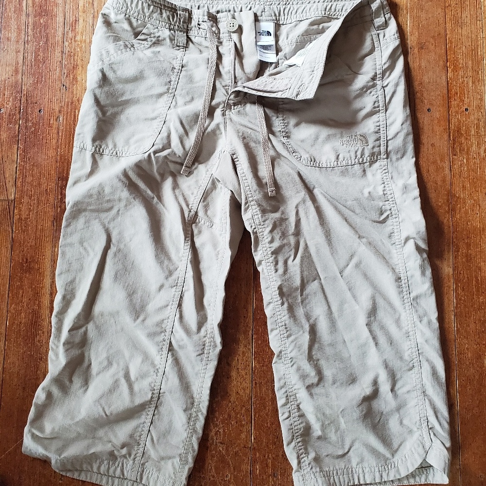 NORFTH FACE CAPRIS